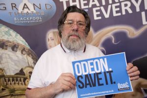 Ricky tomlinson save the odeon sm.jpg